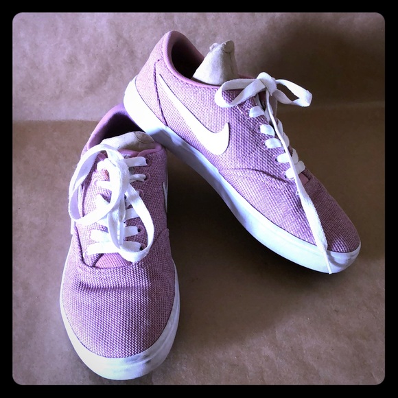 nike sb check solar pink